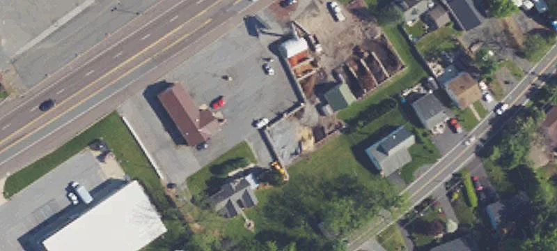 2451 Lancaster Pike
