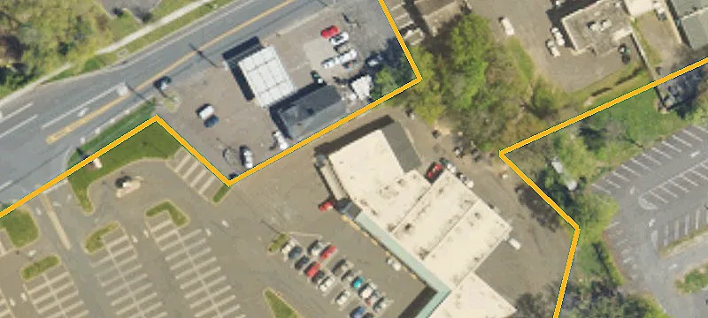 833 Trenton Ave