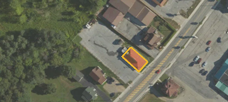 943 High St