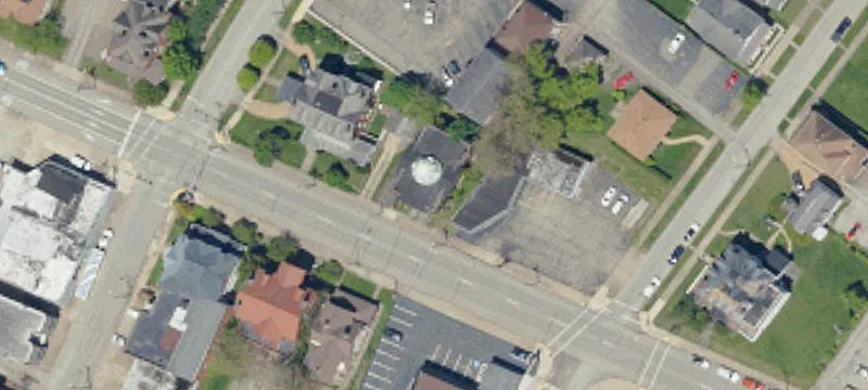 Fayette St