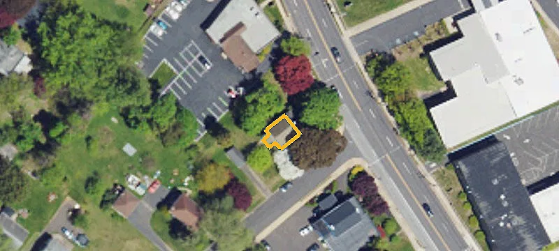 408 Easton Rd