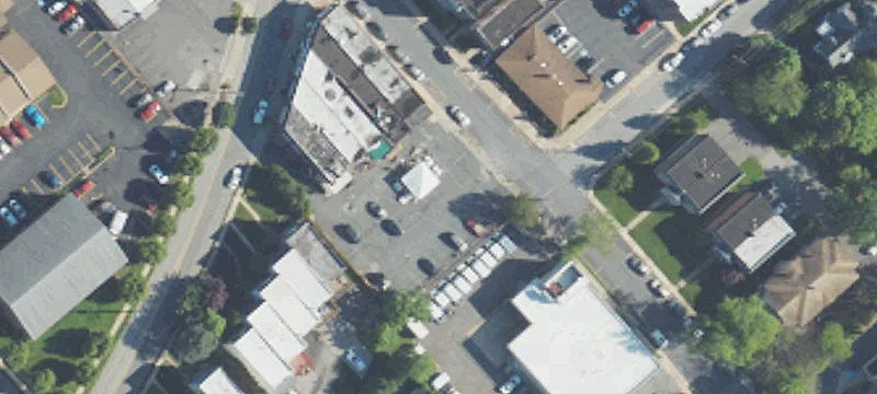 30 Dutton St