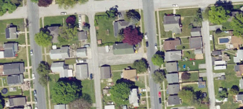 904 Lancaster Ave