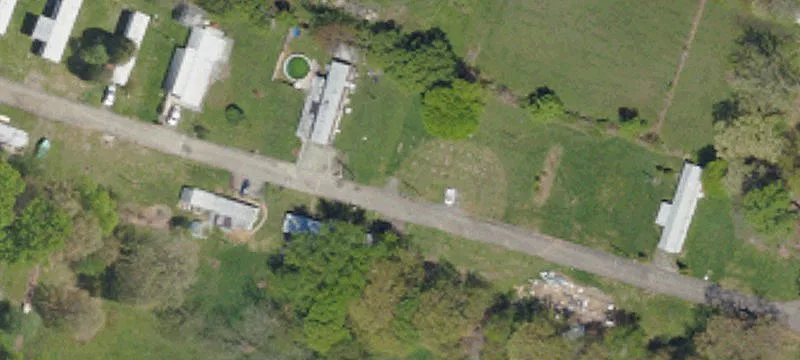 4 Lakeview Dr