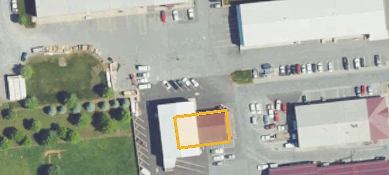 48 Queen Rd