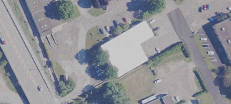 2221 Peninsula Dr