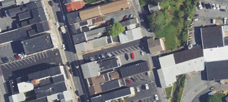 37 4th St