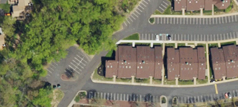 307 Lakeside Park