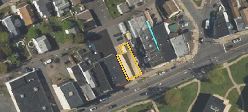 159 Main St
