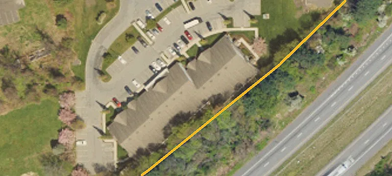 670 Woodford Ln, Unit 70