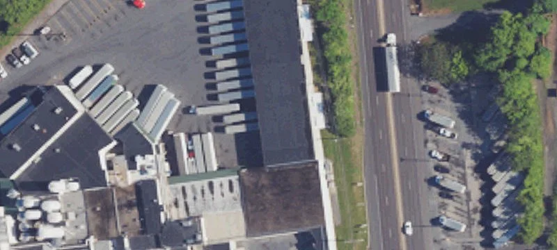 3330 Ctr Ave