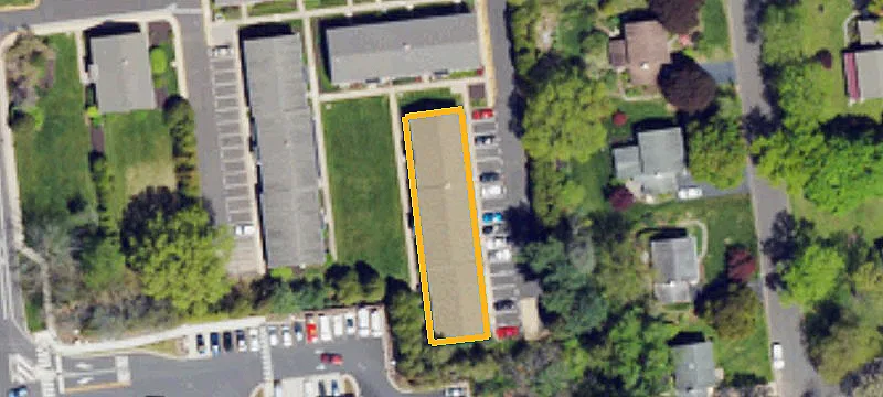 403 Main St, Unit H104