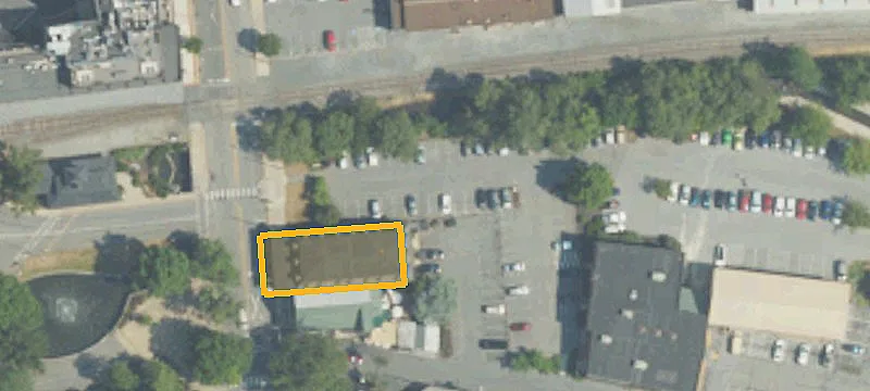 27 Broad St