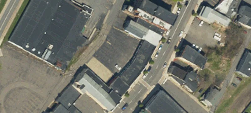 121 Main St