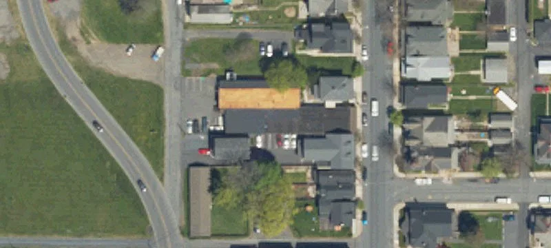 324 Main St