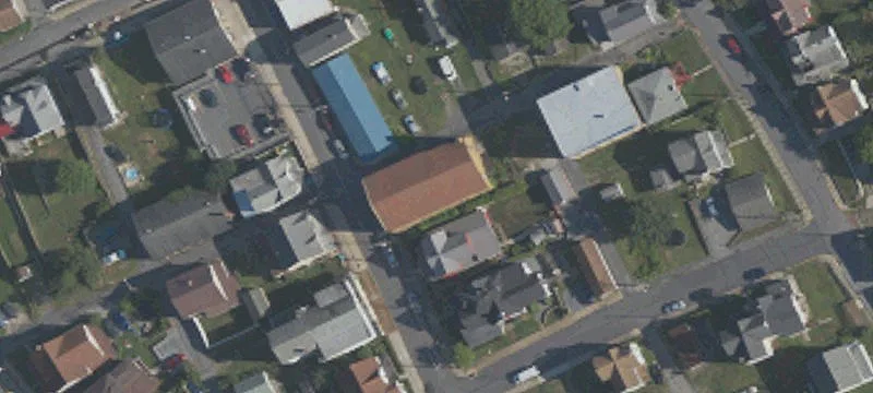 425 Main St