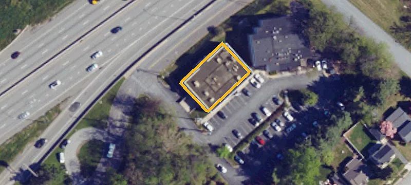 110 Lowther St
