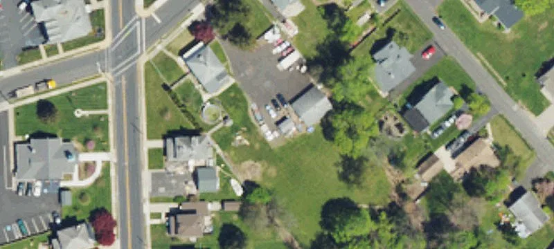 9 Woodland Ave