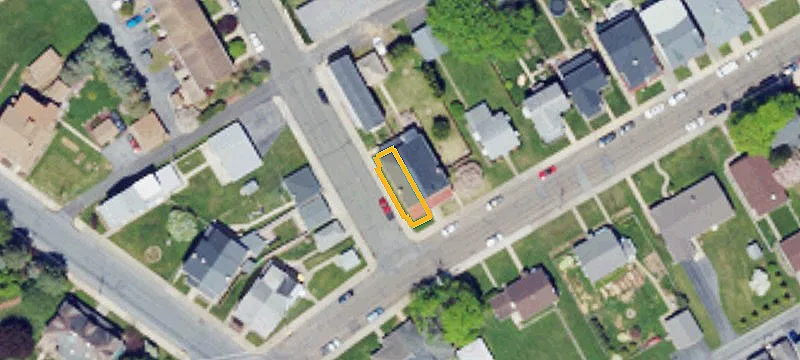 681 Walnut St