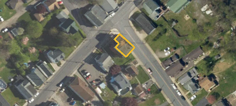 385 Main St