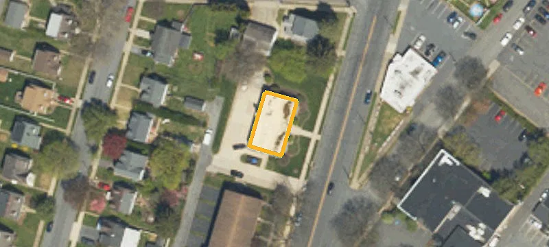 1441 Linden St