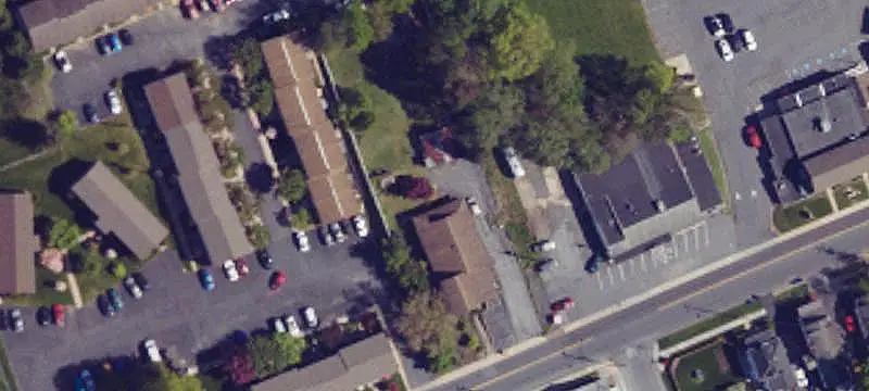 305 Shady Ln