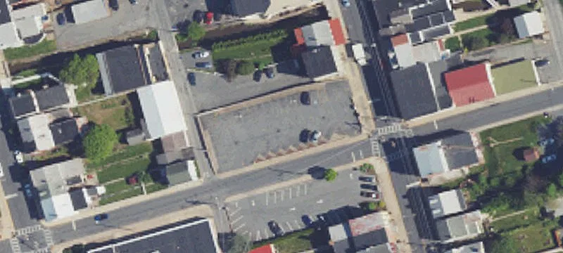76 4th St