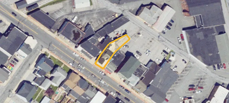 35 Main St