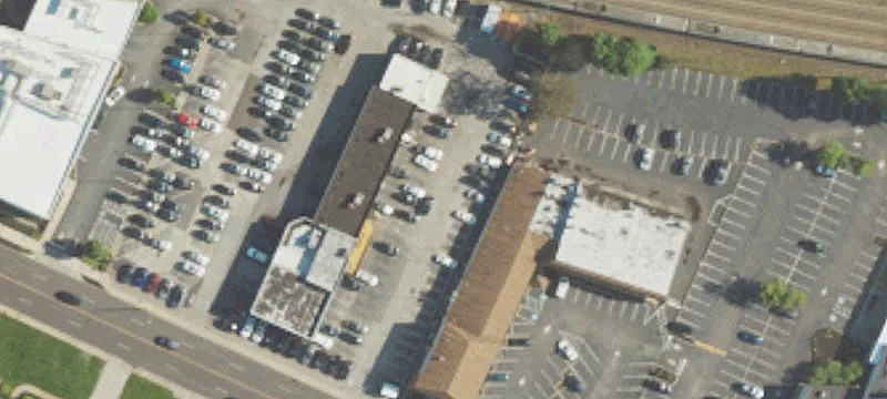 325 Lancaster Ave