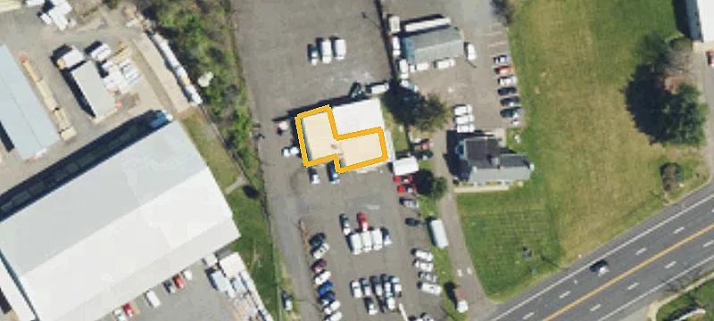 327 Lincoln Hwy
