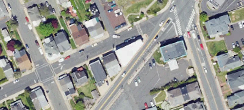 10 4th St