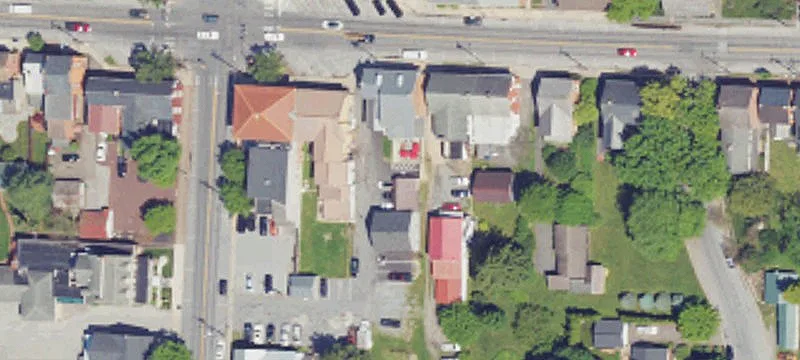 8 Main St
