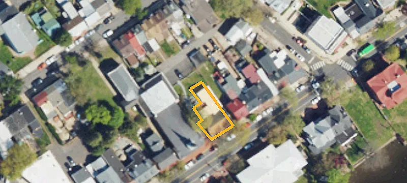 237 Radcliffe St
