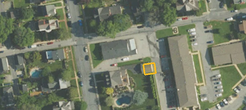 302 Juniper St