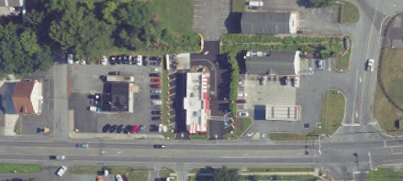 1533 Columbia Ave