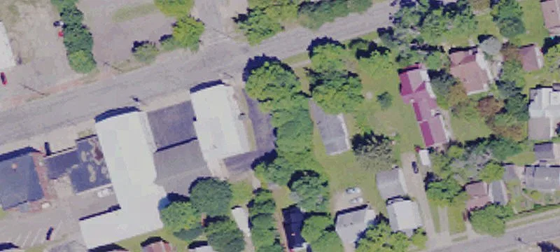 102 Es St