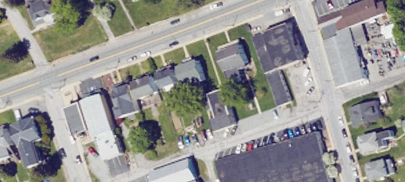 32 Market St