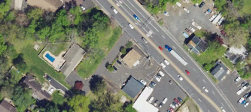 373 Easton Rd