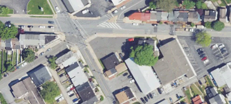 352 Hannum Ave