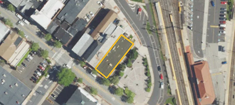 209 Main St