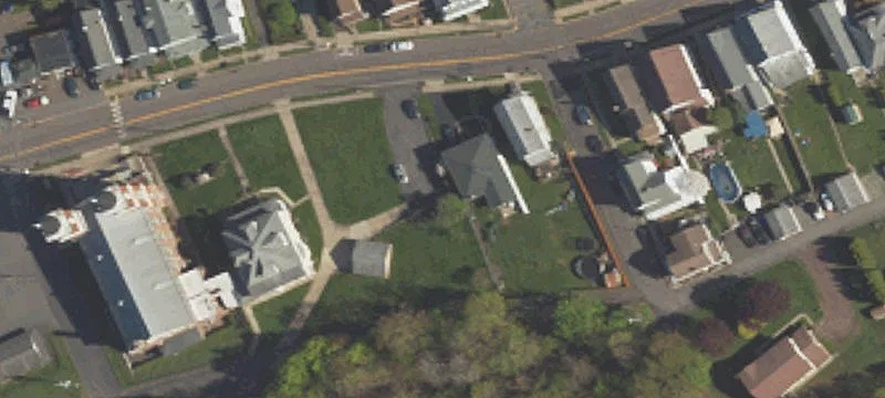 824 Main St