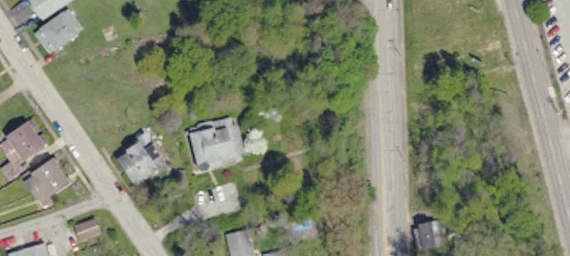 1122 Crawford Ave