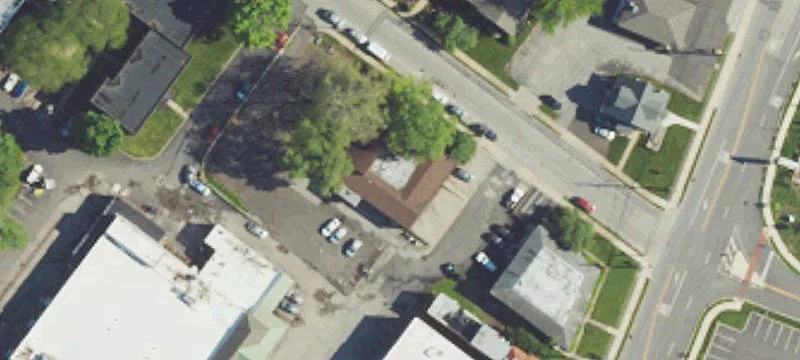 306 Logan St