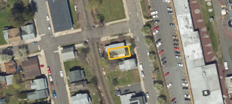 500 Main St