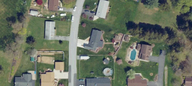 8 Tee Jay Dr
