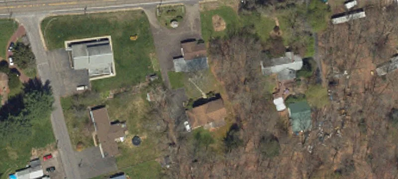 1103 Foster Ave
