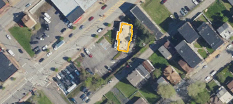 222 8th Ave