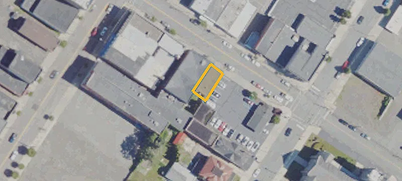 58 Salem Ave