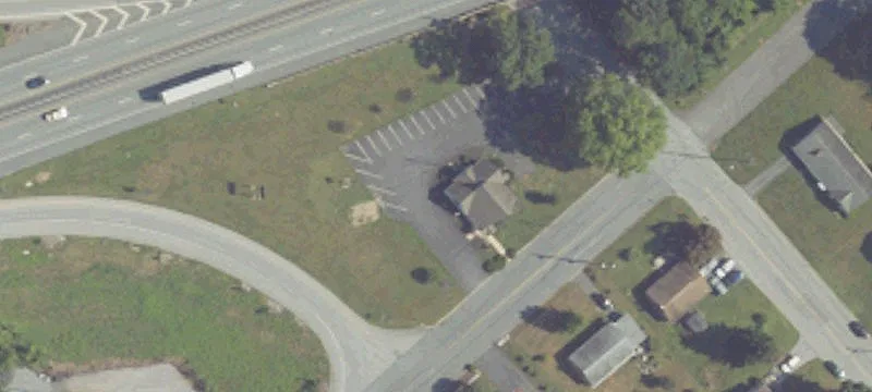 445 Linden St