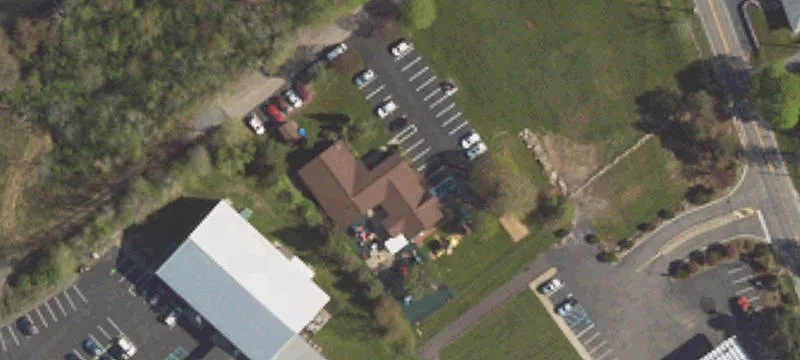 18 Country Rd